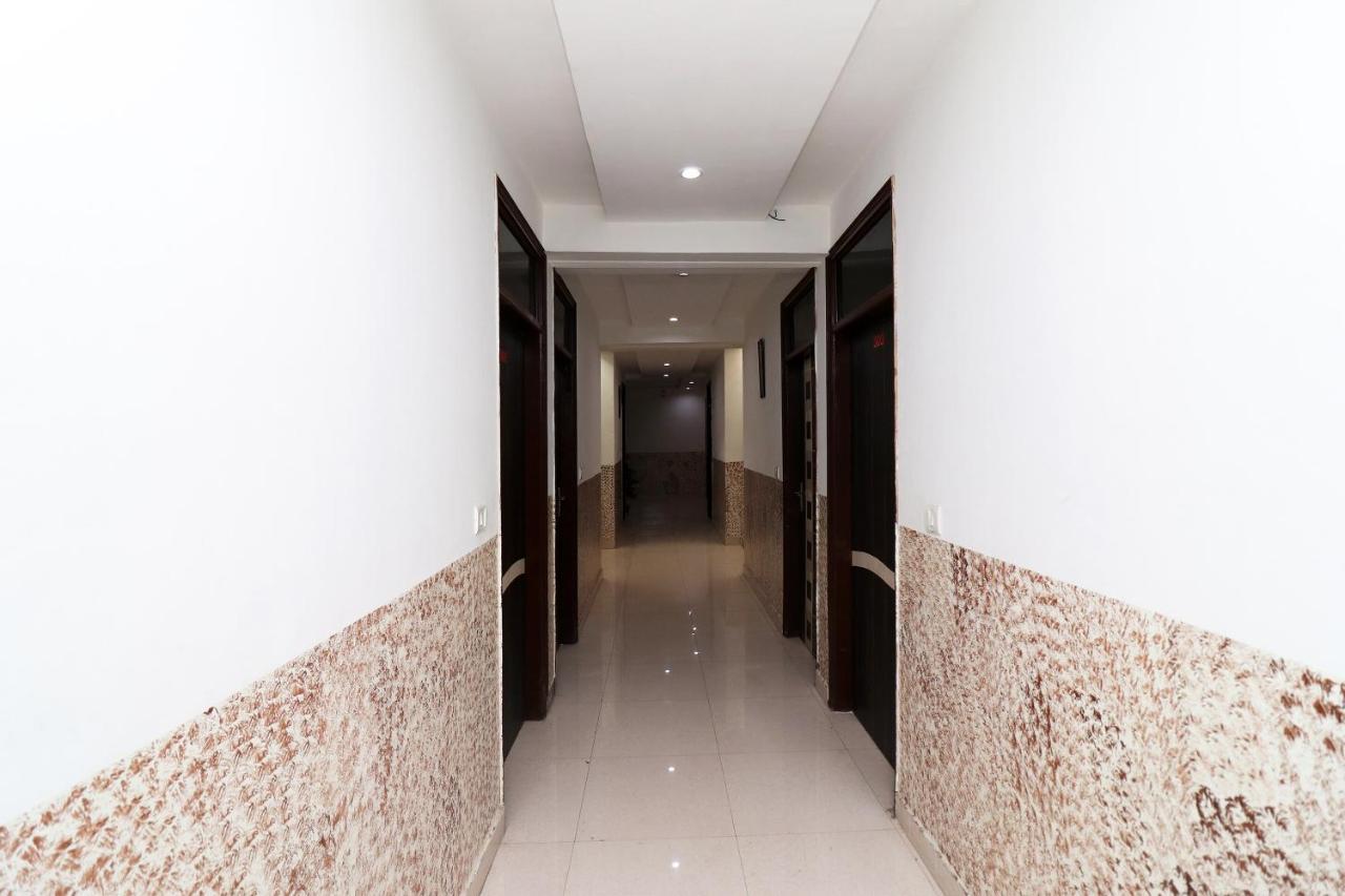 Oyo 24958 Hotel Dayal Belanganj 외부 사진